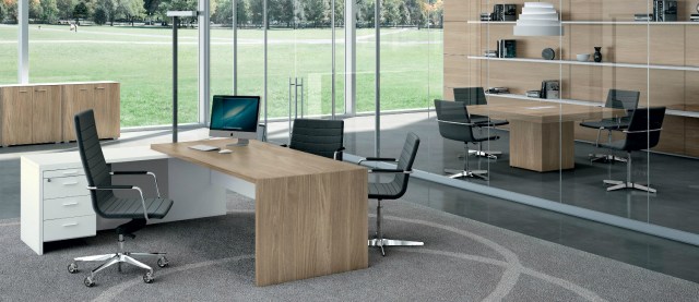 Dhalia executive chair
